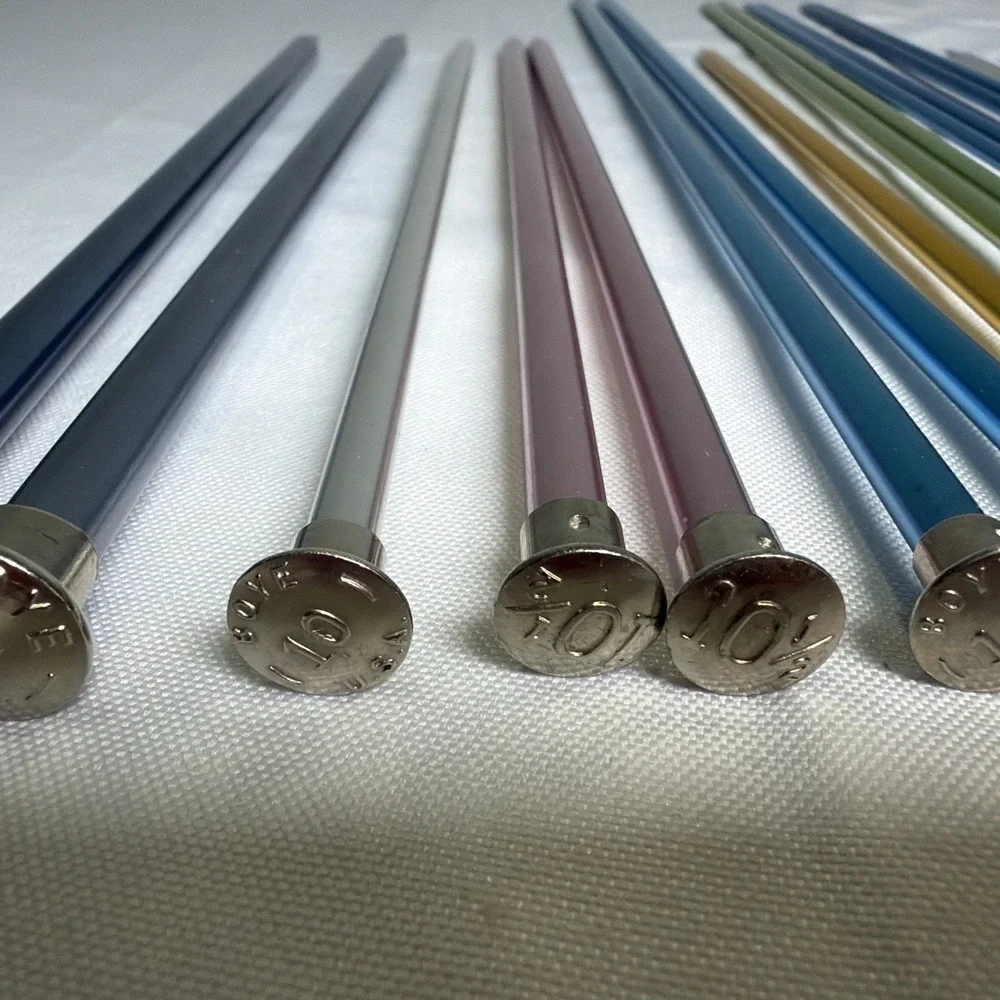 Vintage Boye Aluminum Multi Color Knitting Needles Variety Of Sizes Lot Of 29
